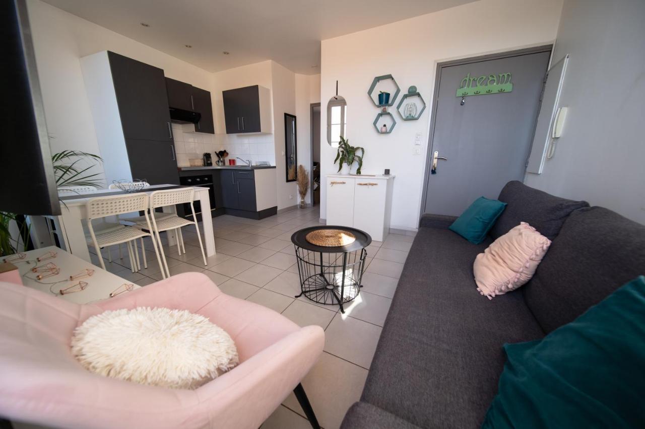 T2 33M2 Climatise - Frejus Centre, Proche Plage Экстерьер фото